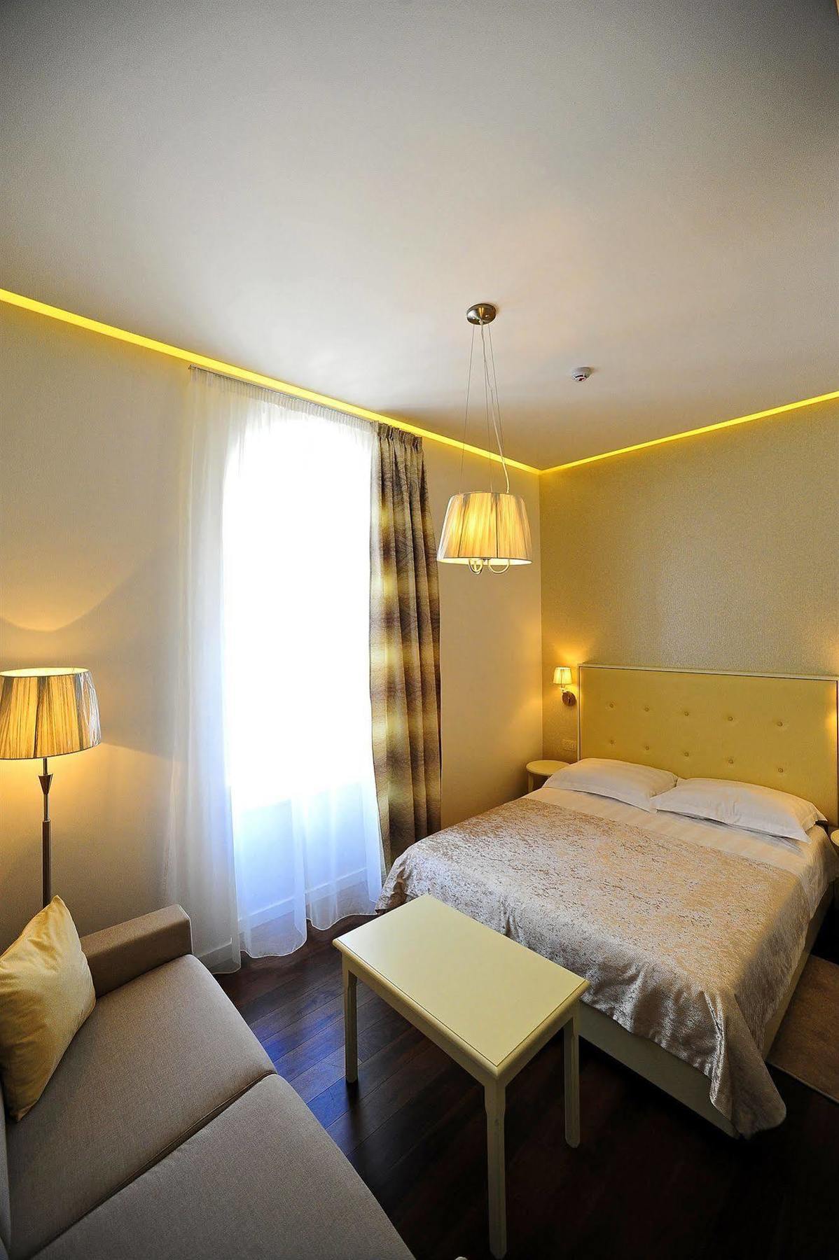 Olea Luxury Rooms Split Bagian luar foto